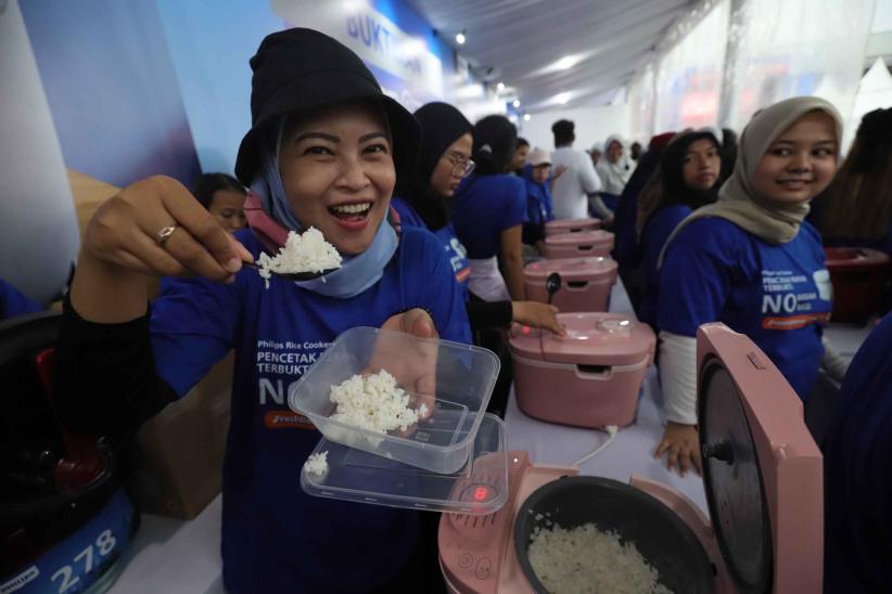 Rekor Muri Masak Nasi 2 Hari Nonstop Tanpa Basi - Bagian 4