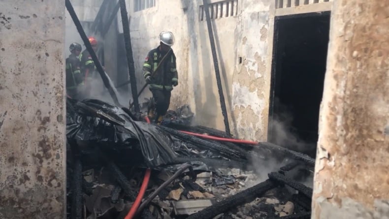 Kebakaran Hebat di Medan, Gedung Yayasan Berlantai Dua Hangus Dilalap Api