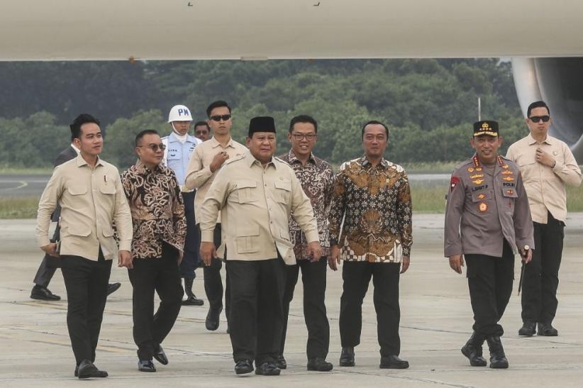 Presiden Prabowo Tiba di Tanah Air Usai Kunjungan Luar Negeri 15 Hari - Bagian 1