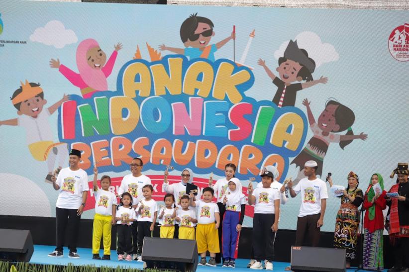 Keseruan Istri Wapres, Selvi Ananda Bermain Tapak Gunung hingga Gelindingan - Bagian 6