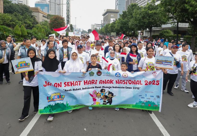 Keseruan Istri Wapres, Selvi Ananda Bermain Tapak Gunung hingga Gelindingan - Bagian 8