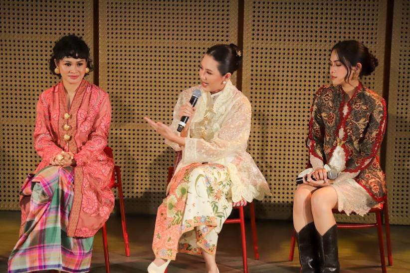 Perempuan Indonesia Suarakan Kebaya sebagai Identitas Budaya - Bagian 4