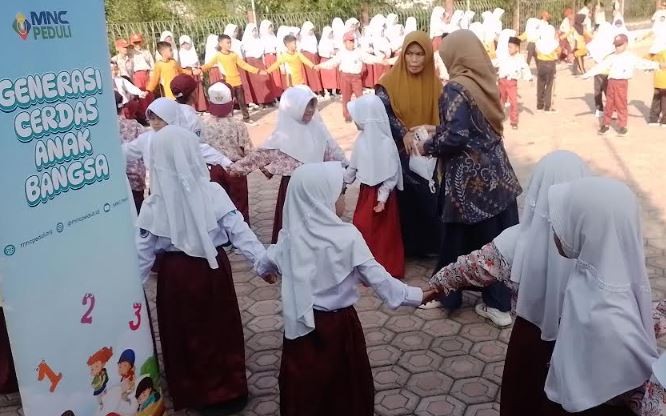 Peringati Hari Anak Nasional 2025, MNC Peduli Gelar Kegiatan Edukatif dan Rekreatif di Cianjur