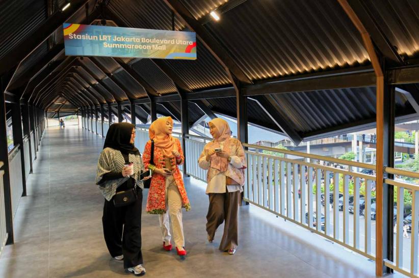 Asyik! LRT Jakarta Kini Terkoneksi Langsung ke Pusat Perbelanjaan Kelapa Gading - Bagian 4