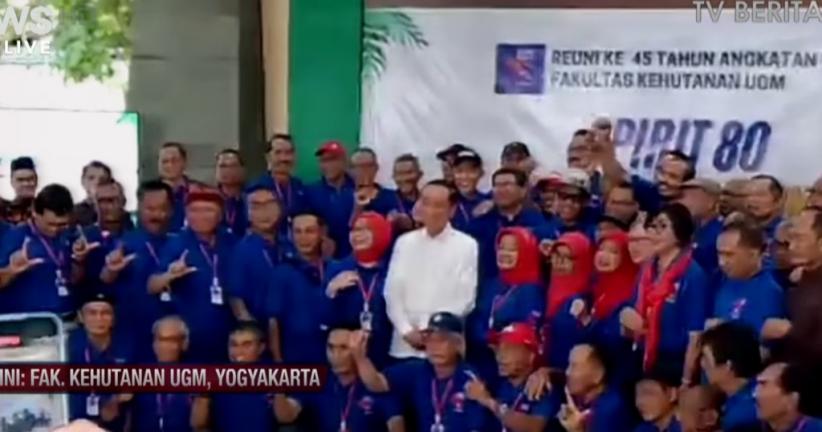 Alergi Kulit, Alasan Jokowi Tak Pakai Seragam Alumni di Acara Reuni