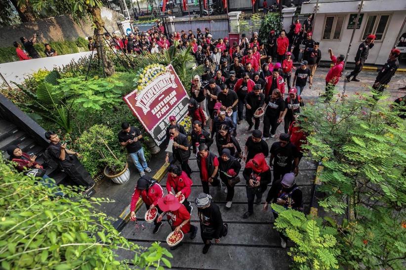 Tabur Bunga Peringati Peristiwa Kudatuli 1996 - Bagian 1