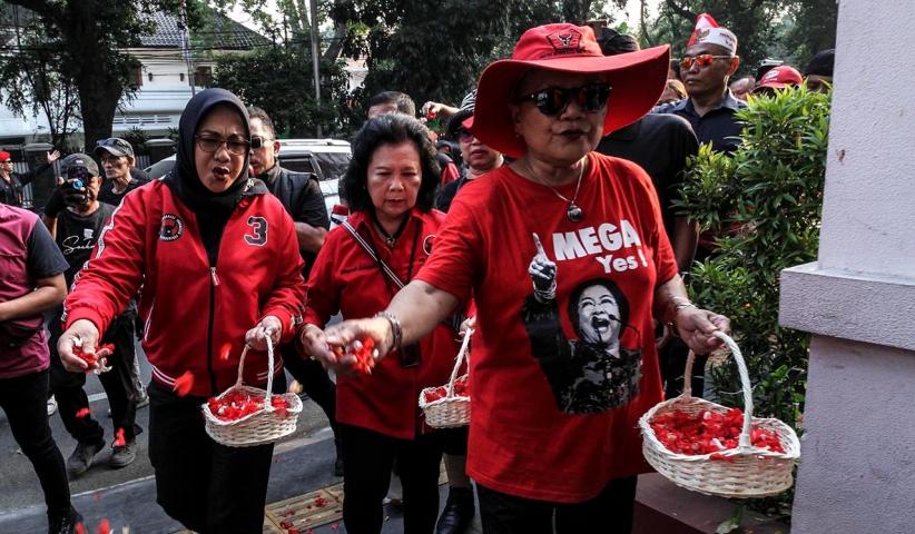 Tabur Bunga Peringati Peristiwa Kudatuli 1996 - Bagian 4