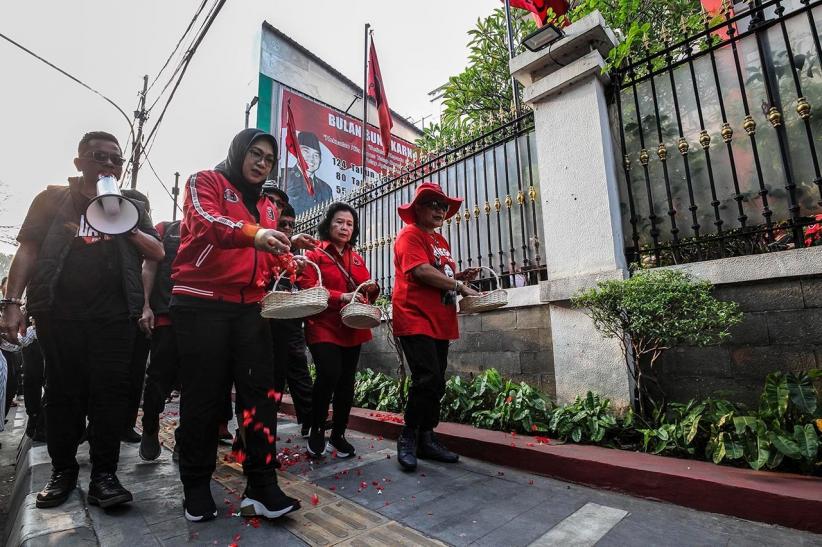 Tabur Bunga Peringati Peristiwa Kudatuli 1996 - Bagian 2