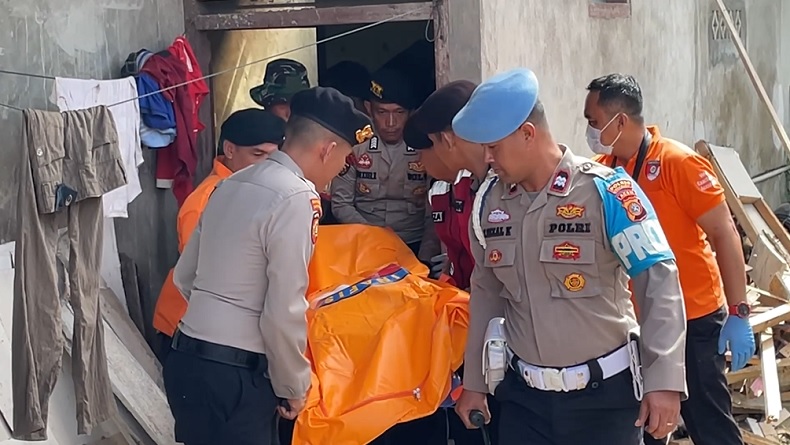 title Pria Ditemukan Tewas Mengenaskan di Rumahnya di Aceh Barat, Polisi Duga Korban Pembunuhan Pria Ditemukan Tewas Mengenaskan di Rumahnya di Aceh Barat, Polisi Duga Korban Pembunuhan