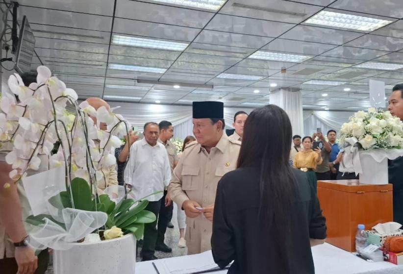 Presiden Prabowo Beri Penghormatan Terakhir kepada Ekonom Kwik Kian Gie - Bagian 2