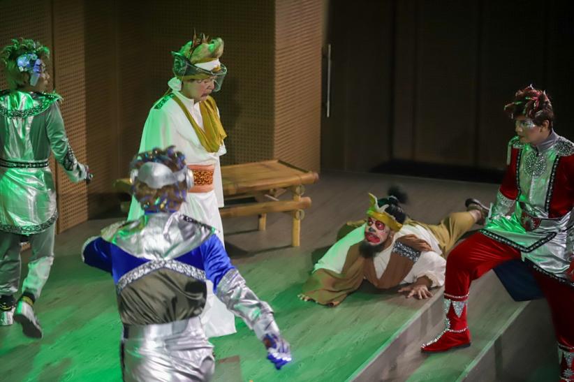 Teater Koma Hadirkan Pementasan Mencari Semar - Bagian 3