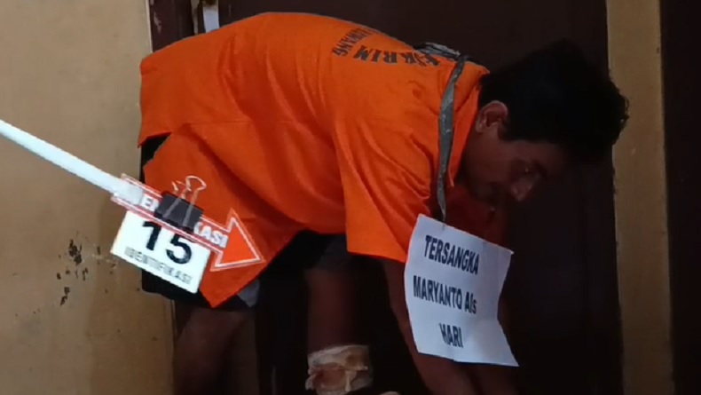 title Polres Tulang Bawang Gelar Pra Rekonstruksi Pembunuhan dan Pemerkosaan Bocah Perempuan Polres Tulang Bawang Gelar Pra Rekonstruksi Pembunuhan dan Pemerkosaan Bocah Perempuan