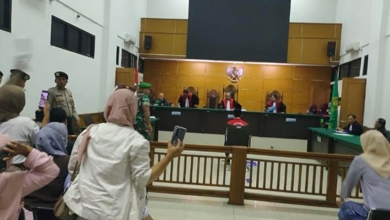 Sidang Kasus Pembunuhan dan Mutilasi di Serang Ricuh