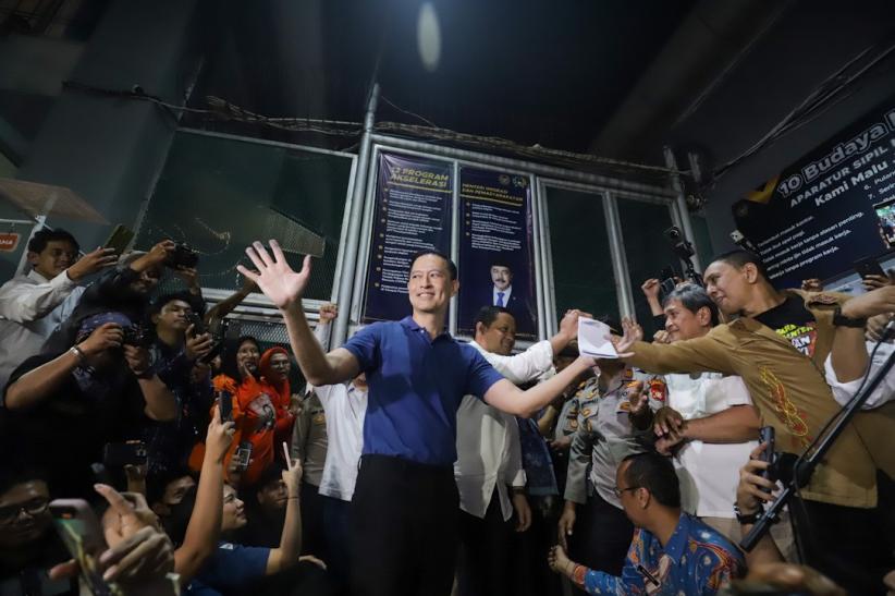 Momen Bahagia Tom Lembong Bebas dari Penjara - Bagian 2