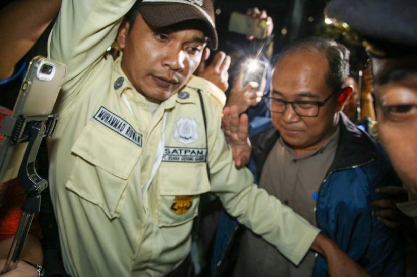 Penampakan Salinan Keppres Amnesti Hasto Kristiyanto Diserahkan ke KPK - Bagian 4