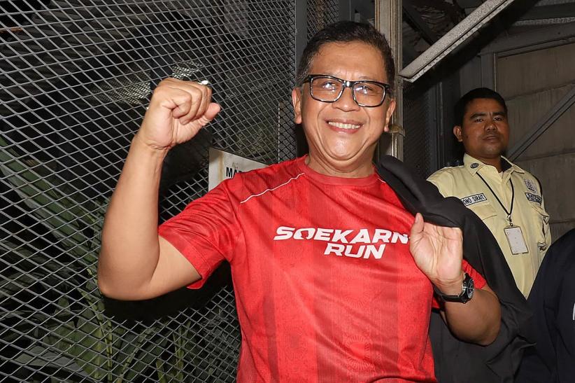 Ekspresi Hasto Kristiyanto Dapat Amnesti dari Presiden Prabowo - Bagian 1