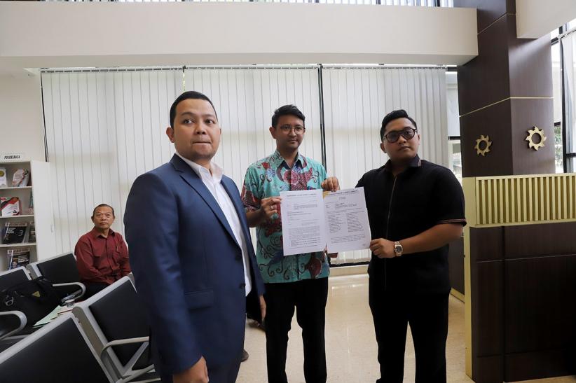 Tim Kuasa Hukum Tom Lembong Adukan Hakim ke MA - Bagian 2
