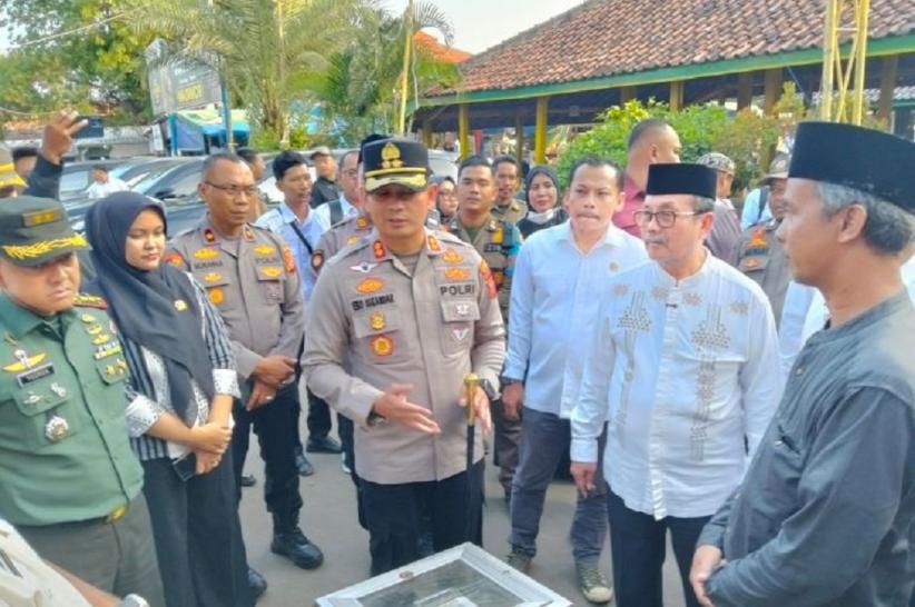 Ganggu Peziarah di Makam Sunan Gunung Jati, Pengemis Berkedok Sodaqoh Ditertibkan