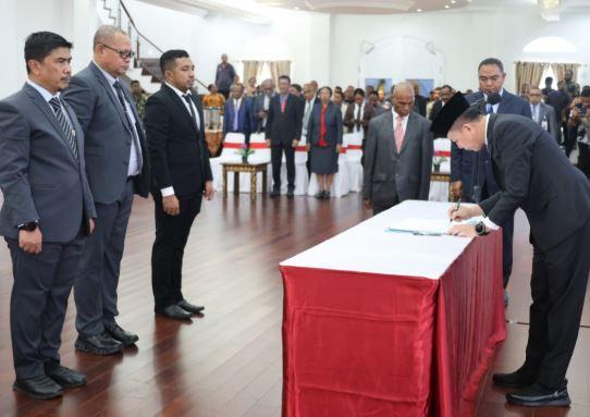 Pesan Pj Gubernur Papua Agus Fatoni usai Lantik 92 Pejabat Administrator dan Pengawas