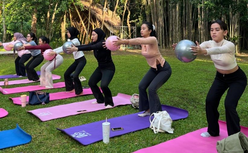 Agustusan di Yogya: Barbie Pilates hingga Es Krim Merah Putih - Bagian 2