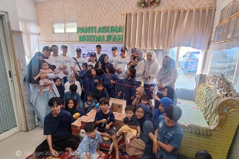 Tabur Bunga di Makam WR Supratman dan Aksi Sosial di Panti Asuhan - Bagian 3