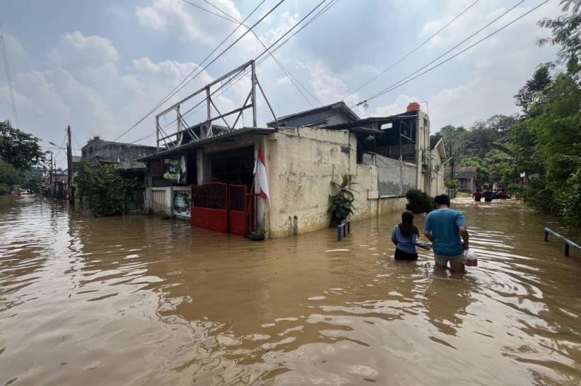 2.000 Warga Villa Pamulang Terdampak Banjir Kiriman dari Bogor  - Bagian 2