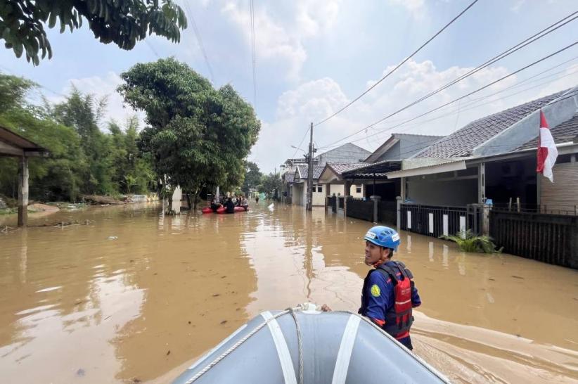 2.000 Warga Villa Pamulang Terdampak Banjir Kiriman dari Bogor  - Bagian 3