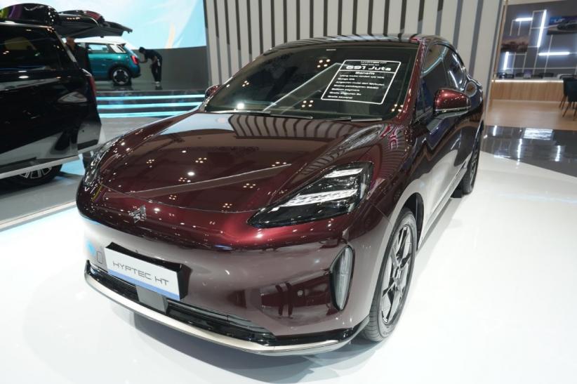 Dari Private Jet, Hyptec HT Mobil Listrik Mewah GAC Terinspirasi untuk Keluarga Indonesia - Bagian 2