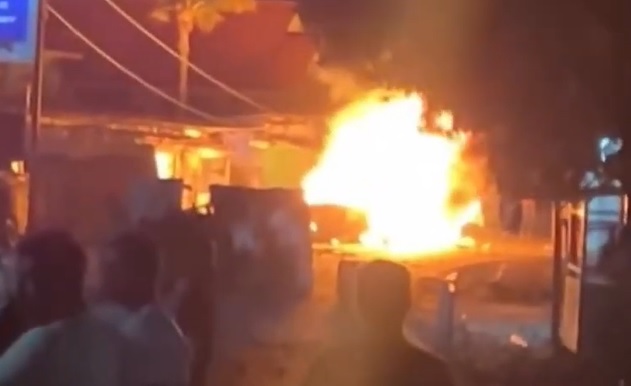 Tawuran Pemuda Pecah di Flores Timur, Rumah Makan Dibakar dan Motor Warga Rusak