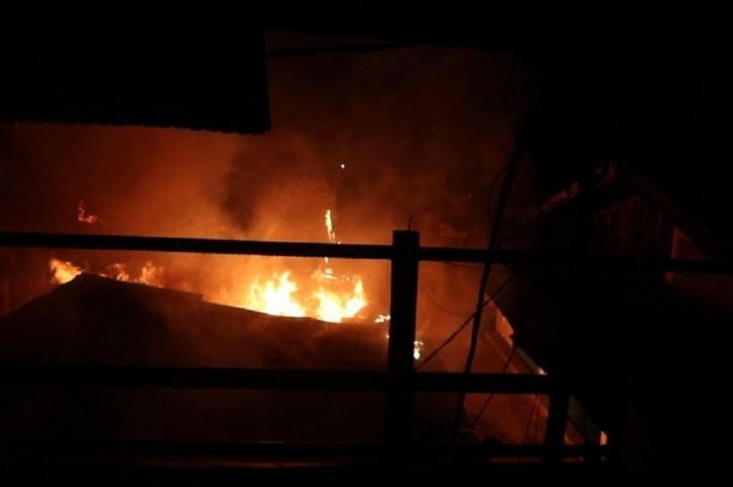 Kebakaran Hebat di Pasar Segiri Samarinda, 5 Kios Ludes Dilalap Api