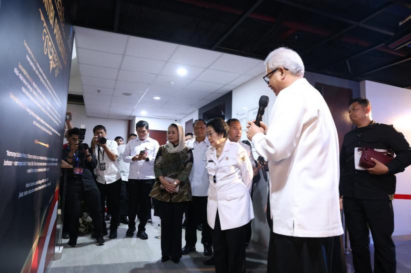 Megawati Soekarnoputri Resmikan Serambi Pancasila dan Luncurkan Naskah Sumber Arsip Dasar Negara Volume I - Bagian 5
