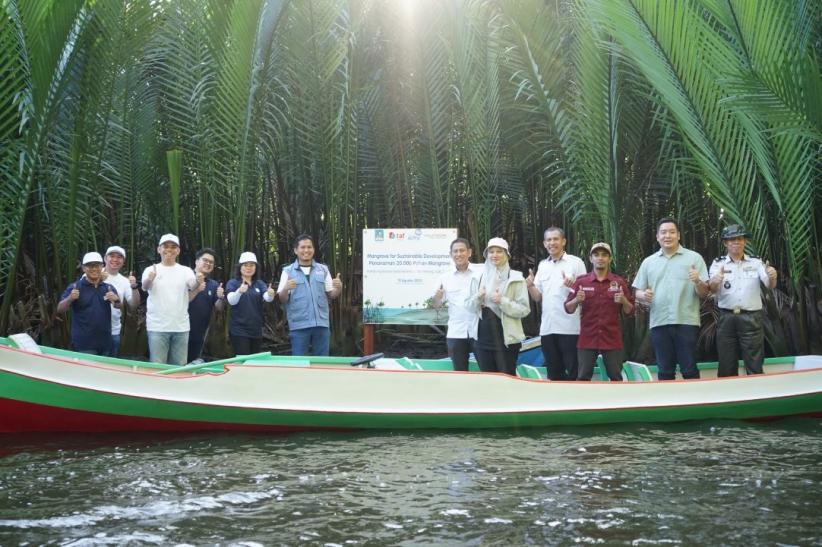 Penanaman 20.000 Bibit Mangrove di KBA Rammang-Rammang Maros - Bagian 3
