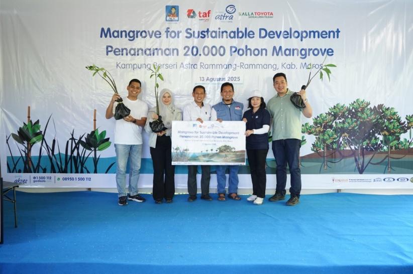 Penanaman 20.000 Bibit Mangrove di KBA Rammang-Rammang Maros - Bagian 4