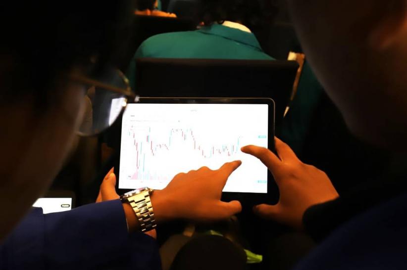 Live Trading BNI Sekuritas dengan Nasabah Terbanyak Cetak Rekor MURI - Bagian 3