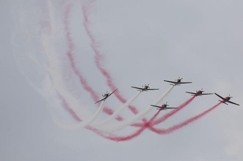 Jupiter Aerobatic Team TNI AU Hiasi Langit Jakarta Jelang HUT ke-80 RI - Bagian 1