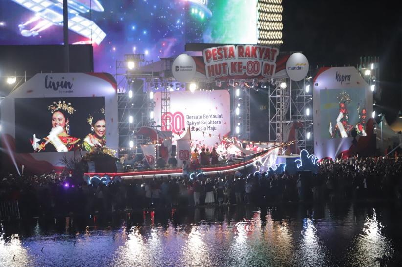 Kemeriahan Pawai Karnaval Kemerdekaan di Bundaran HI - Bagian 4