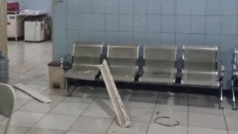 Getaran Gempa Bekasi Rusak Bangunan dan Kejutkan Warga Karawang