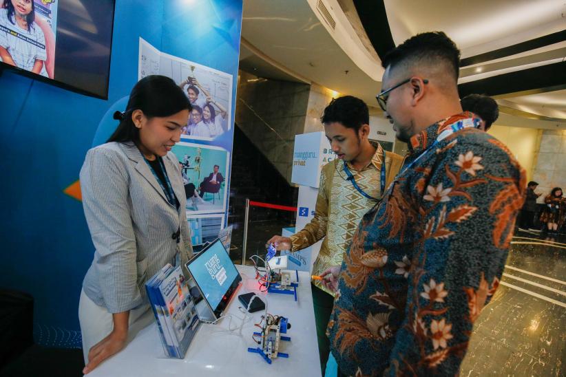 Program Pendidikan Digital Jangkau 90 Ribu Siswa di Indonesia - Bagian 5