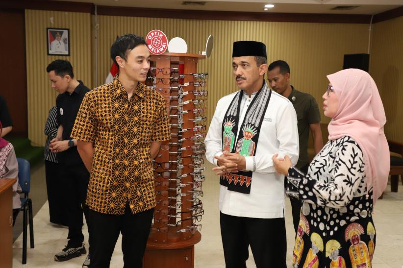 Donasi 1.000 Kacamata untuk Warga Jakarta Selatan - Bagian 5