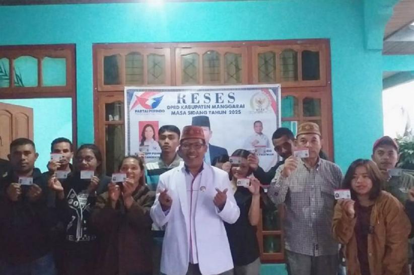 Legislator Perindo Bantu SIM Gratis ke Puluhan Warga Manggarai, Mudahkan Daftar Ojek Online