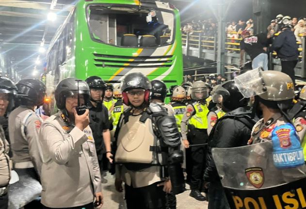 Kronologi Bentrok Suporter PSIM vs Persib, Seratusan Orang Dipulangkan ke Bandung