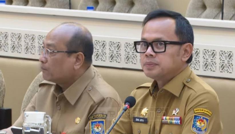 Buntut Bupati Aceh Selatan Umrah saat Bencana, Wamendagri: Bisa Rekomendasikan Pemberhentian