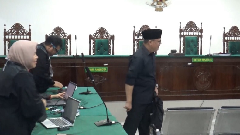 Mantan Gubernur Bengkulu Divonis 10 Tahun Penjara Kasus Gratifikasi dan Pemerasan