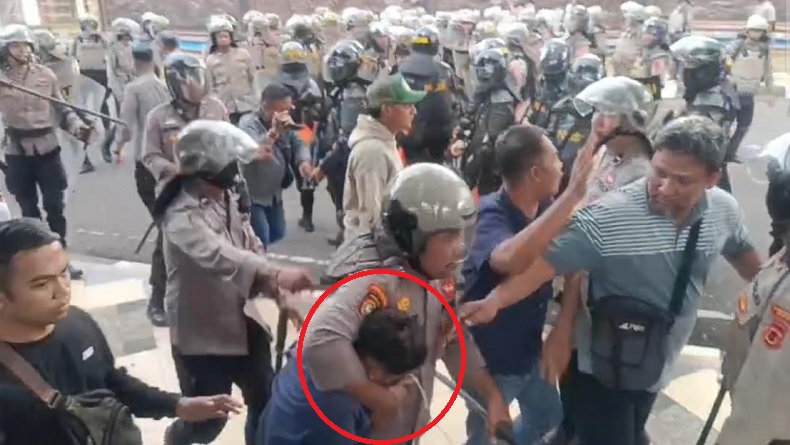 Update Demo Ricuh di Jambi, 3 Orang Sempat Ditangkap Dilepaskan