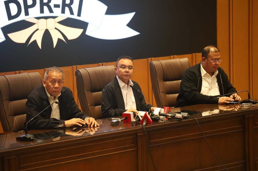 DPR Sepakati 17+8 Tuntutan Rakyat, Tunjangan Rumah dan Kunker Luar Negeri Dihentikan - Bagian 2