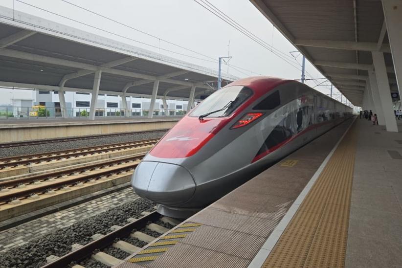 Proyek Kereta Cepat Whoosh Sampai Banyuwangi, Prabowo: Surabaya Itu Zaman Dulu