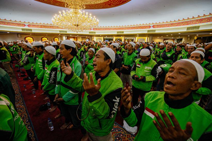 Ribuan Driver Ojol Doa Bersama untuk Persatuan dan Perdamaian Bangsa - Bagian 1