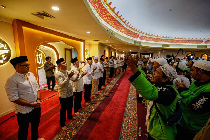 Ribuan Driver Ojol Doa Bersama untuk Persatuan dan Perdamaian Bangsa - Bagian 5