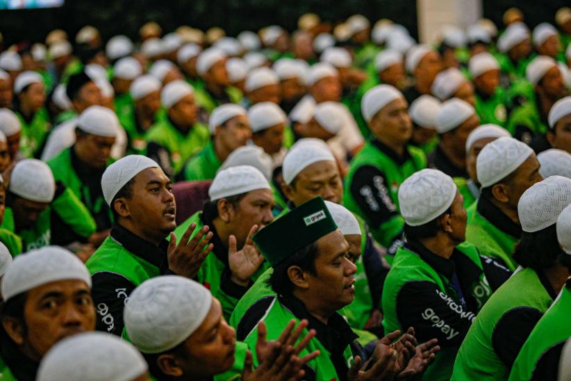 Ribuan Driver Ojol Doa Bersama untuk Persatuan dan Perdamaian Bangsa - Bagian 3