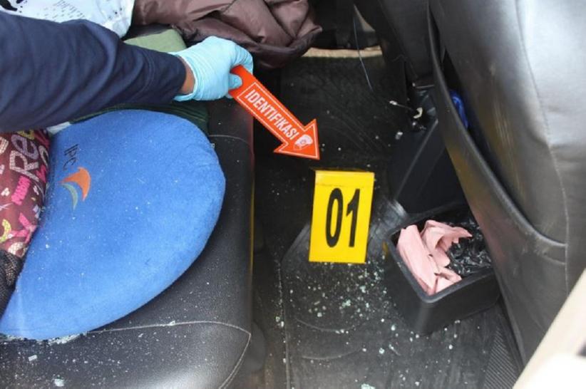 Polisi Tangkap 2 Pencuri Pecah Kaca Mobil di Cirebon, Gasak Rp200 Juta dalam 10 Menit